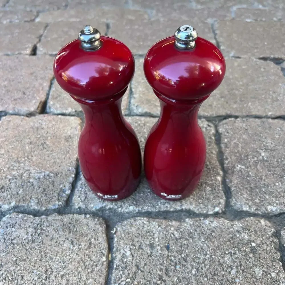 Vic Firth Gourmet Red Wooden Salt and Pepper Grinder Mill Set